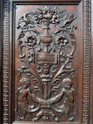 Exceptional Three - Seater Castle Bench. High Quality Hand - Carving. Higher Price Range. style Classicistic en Wood, Germany 19 th century