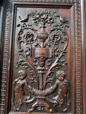 Exceptional Three - Seater Castle Bench. High Quality Hand - Carving. Higher Price Range. style Classicistic en Wood, Germany 19 th century
