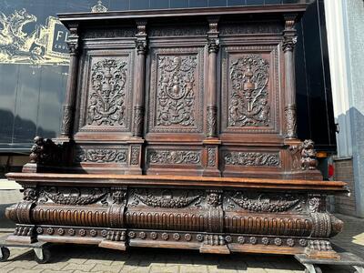 1 Classicistic Exceptional Three - Seater Castle Bench. High Quality Hand - Carving. Higher Price Range.