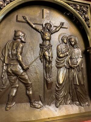 High Quality Altar - Retable Crucifixion Of Jesus style Classicistic en Full Bronze Gilt, Netherlands  19 th century ( Anno 1865 )