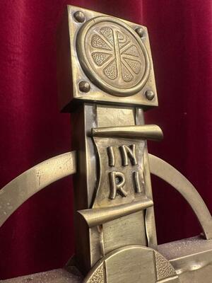 Processional Cross Complete With Pole style Classicistic en Bronze, Netherlands  20 th century ( Anno 1930 )