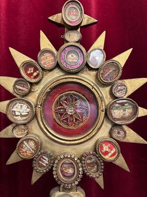 Reliquary Monstrance Containing Ex Ossibus Relics Of St. Gentius Of Monteux Multiple Relics Addid At The Backside. style Classicistic en Wood / Glass / Cabochons ( Stones ), France 19 th century ( Anno 1855 )