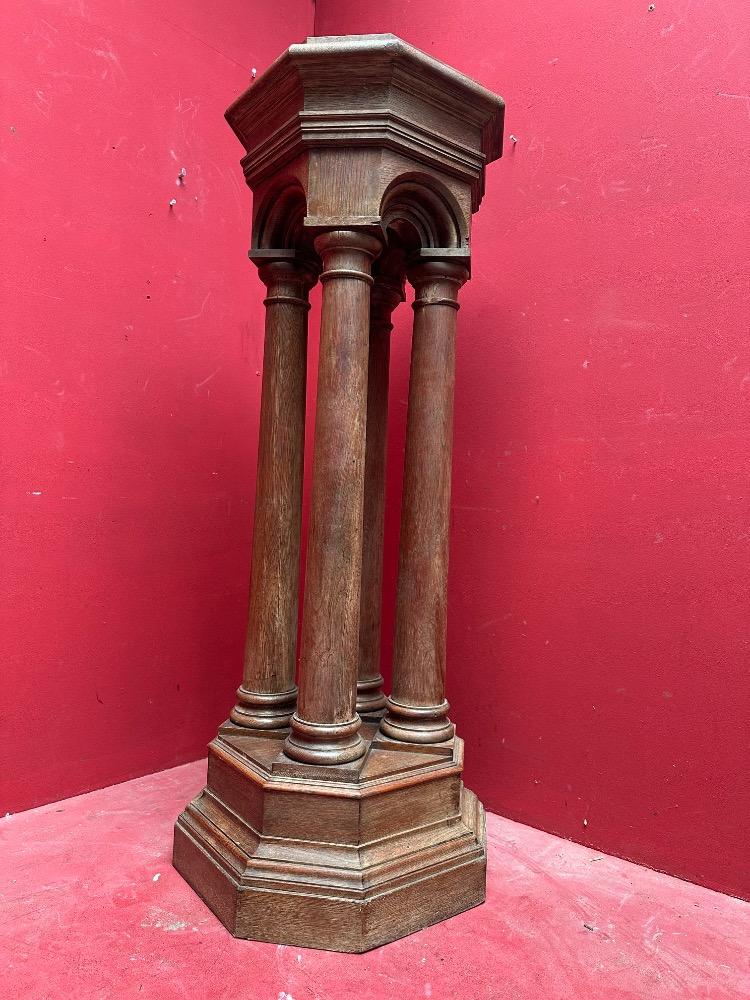 1 Classicistic Statue Stand