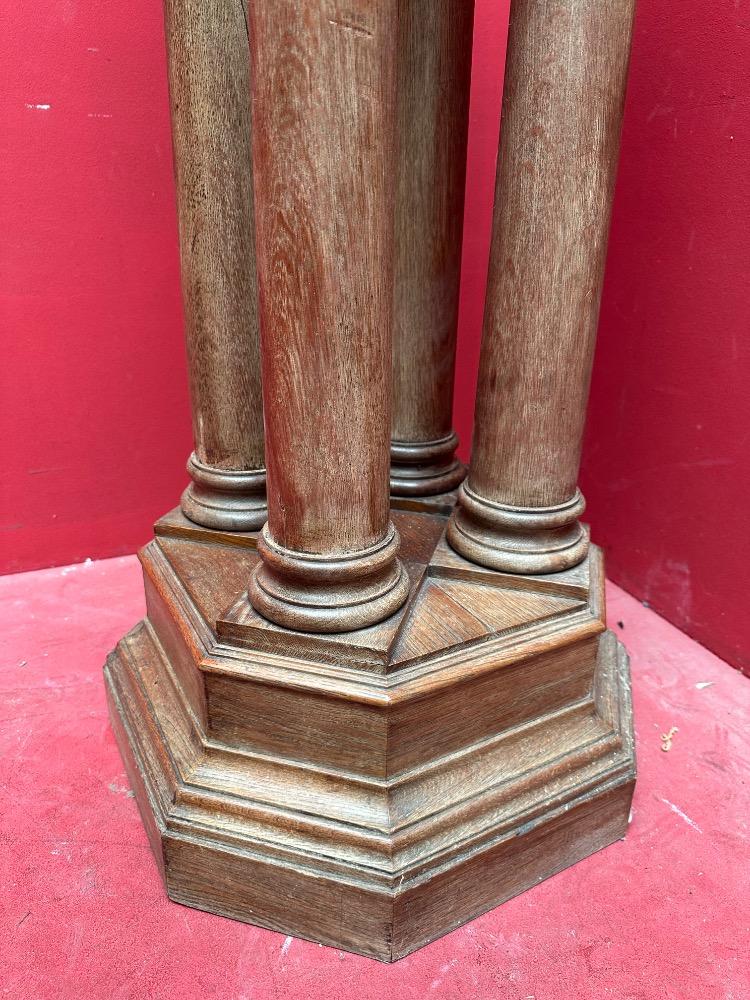 1 Classicistic Statue Stand