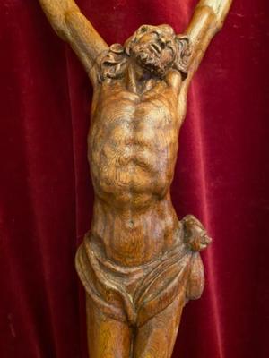 Corpus Christi  en Fully Hand - Carved Wood Oak, Belgium 18th century
