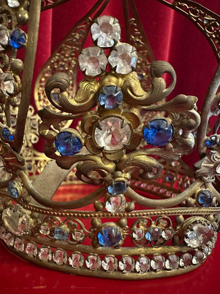 1  Crown