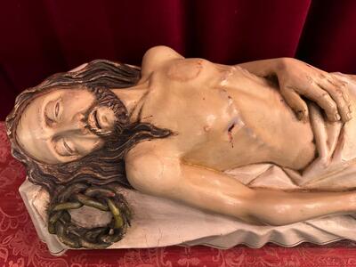 Dead Christ Statue  en Hand - Carved Wood  , Southern Germany 19 th century