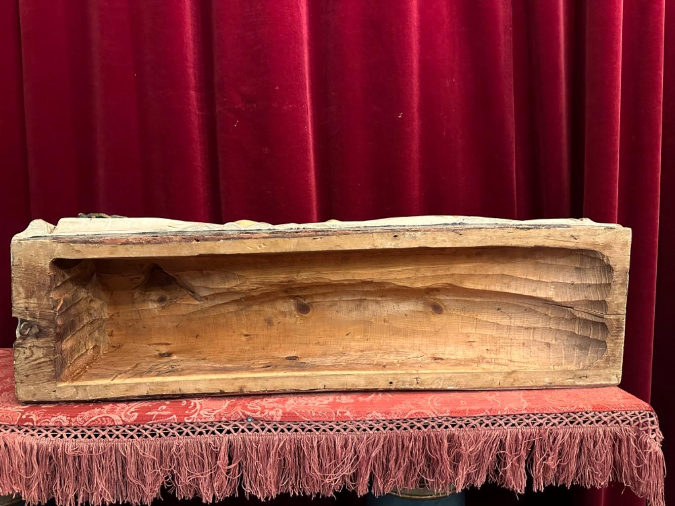 1  Dead Christ Statue