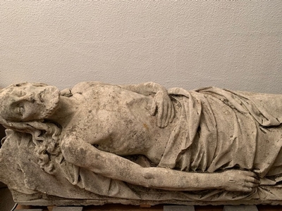 Died Christ en hand-carved sandstone, France 19th century
