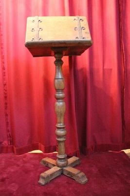 Double-Sided Choir-Lectern en Oak wood, Dutch 18th century