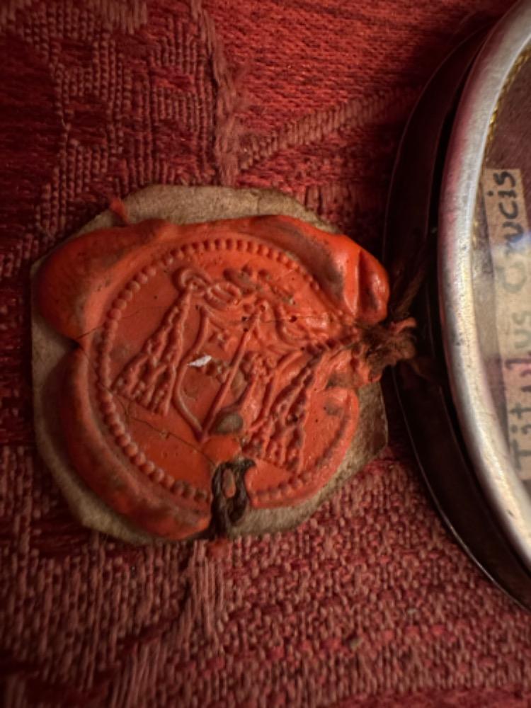 1  Double - Sided Multi Reliquary