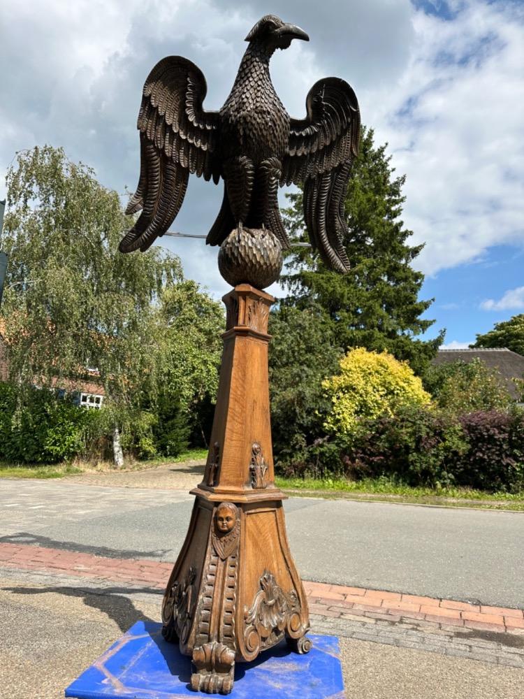 1  Exceptional Eagle Lectern