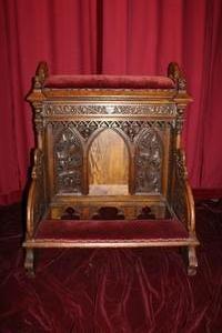 Exceptional Kneeler en wood oak / Red Velvet., Dutch 19th century