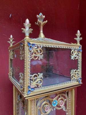 Exceptional Unique And Large High Quality Reliquary  en Bronze Gilt / Glass / Enamel, France 19th century ( anno 1865 )