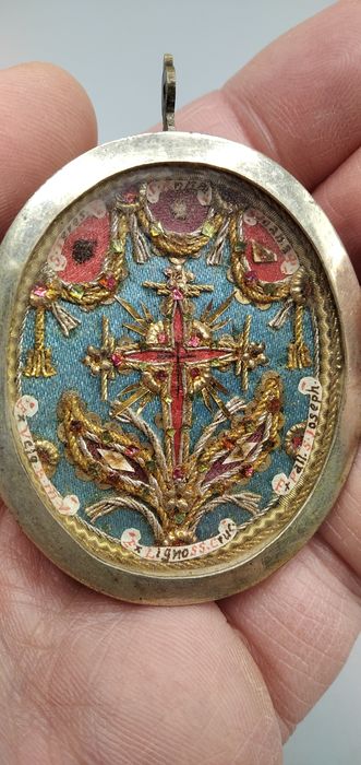 1  Extremely Rare High-Quality Reliquary Containing 6 Relics Including The True Cross