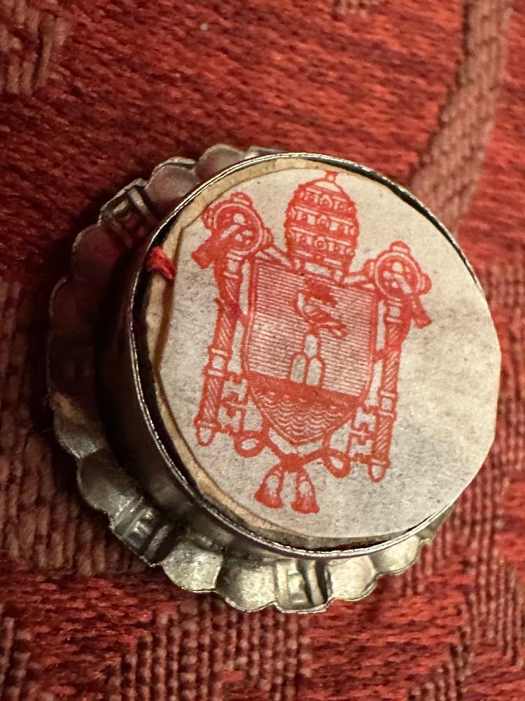 1  First Class Reliquary Ex Capillus Pius Xll