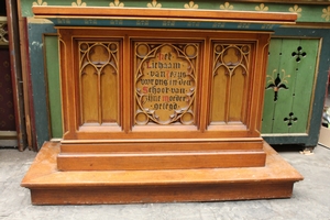 Altar style gothic en wood, Dutch 19th century