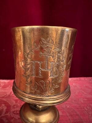 Chalice 15th Century ! style Gothic  en Brass, Belgium  15 th century / Fully hand - made / Gilt