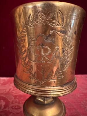 Chalice 15th Century ! style Gothic  en Brass, Belgium  15 th century / Fully hand - made / Gilt