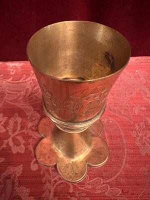 Chalice 15th Century ! style Gothic  en Brass, Belgium  15 th century / Fully hand - made / Gilt