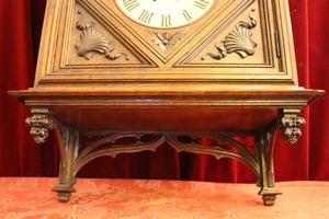 Clock style Gothic en wood oak, Belgium 19th century
