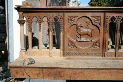 Communion - Kneeler style gothic en WOOD OAK, Dutch 19th century