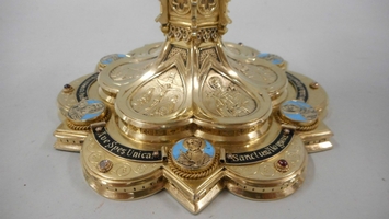 1 Gothic Exceptional And High Quality Full Silver / Gilt Gothic-Style Chalice / Enamel Medallions And Applications / Engravings / Silver Imaginations / Various Precious Stones