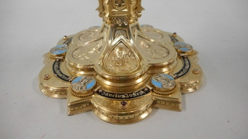1 Gothic Exceptional And High Quality Full Silver / Gilt Gothic-Style Chalice / Enamel Medallions And Applications / Engravings / Silver Imaginations / Various Precious Stones