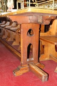 Monastery Table style Gothic en Oak, Belgium 18 th century