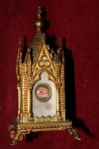 Relic House With 4 Original Relics Inside style Gothic en Brass / Bronze , France 19th century