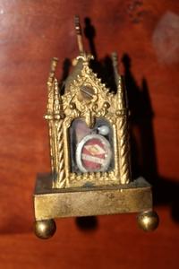 Reliquary With 2 Silver Thecas Of St. Helena, St. Cecilia.  style gothic en Brass / Bronze, France 19th century