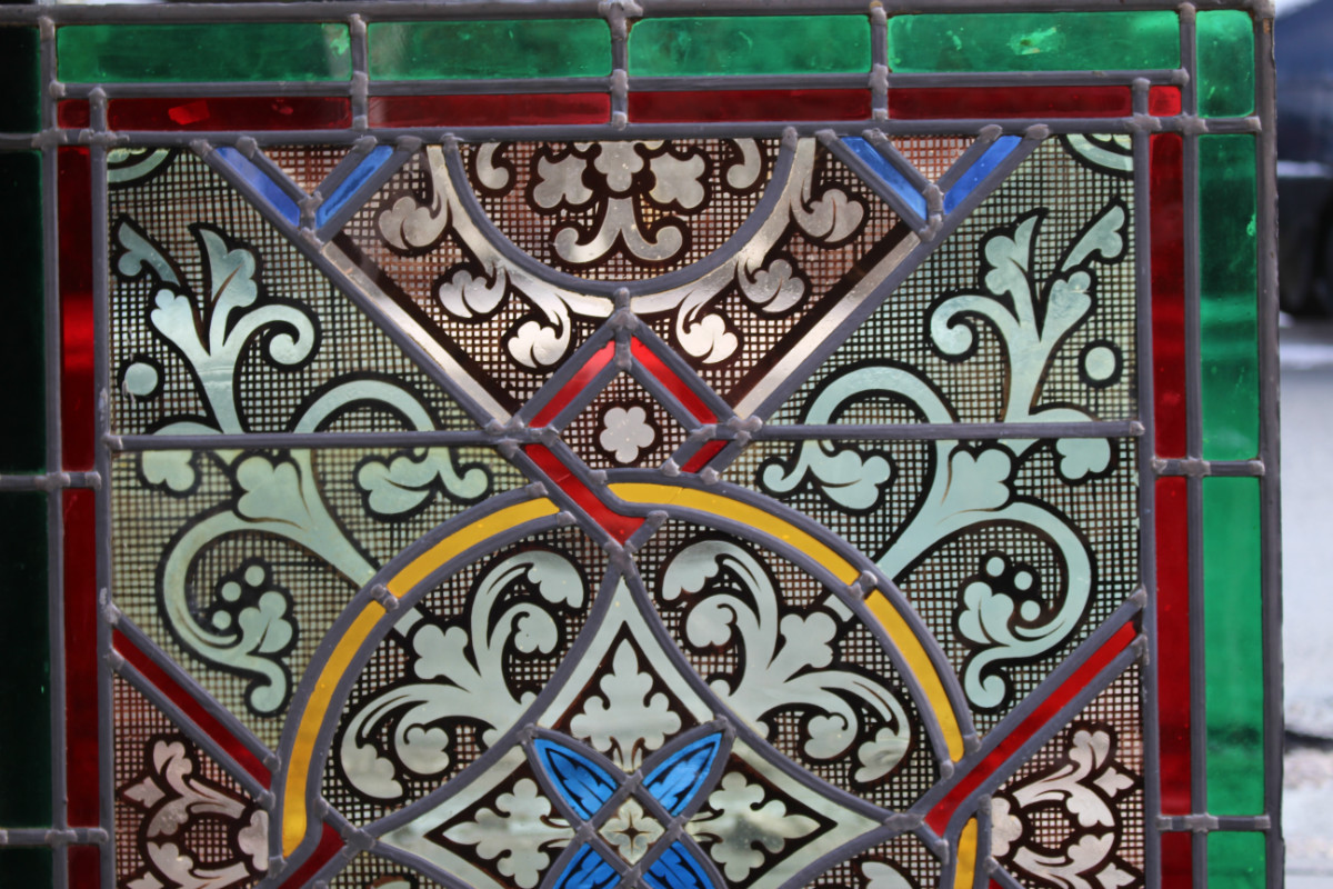 1 gothic Stainded Glass Window