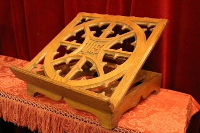 Adjustable Missal Stand style Gothic - style en Oak wood, Belgium 19th century