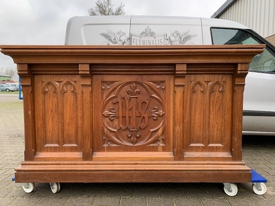 Altar style Gothic - style en Oak wood, Belgium 19th century ( anno 1890 )