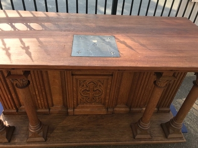 Altar style Gothic - style en Oak wood, Belgium 19th century ( anno 1875 )