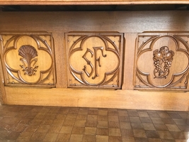 Altar style Gothic - style en wood oak, Belgium 19th century (anno 1900)