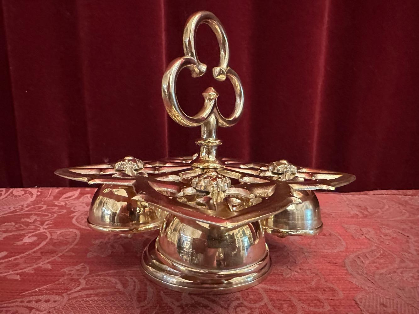 1 Gothic - Style Altar - Bell