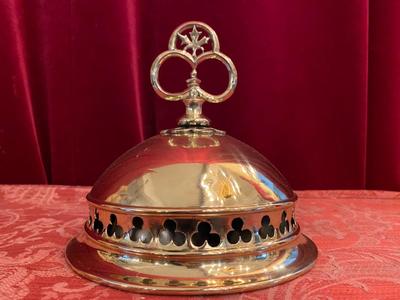 Altar - Bell style Gothic - style en Brass / Bronze / Polished and Varnished, Belgium 19 th century