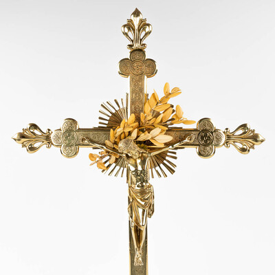 Altar - Cross style Gothic - style en Bronze, Belgium  19 th century