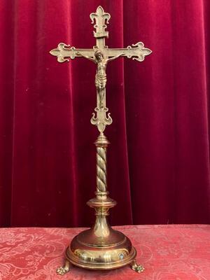 Altar - Cross style Gothic - style en Brass / Bronze , Belgium  19 th century ( Anno 1890 )