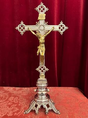 Altar - Cross style Gothic - Style en Bronze / Gilt / Silver Plated, Belgium 19 th century ( Anno 1875 )