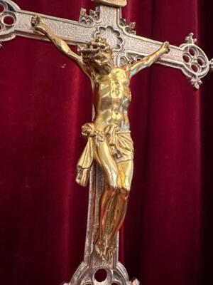 Altar - Cross style Gothic - Style en Bronze / Gilt / Silver Plated, Belgium 19 th century ( Anno 1875 )