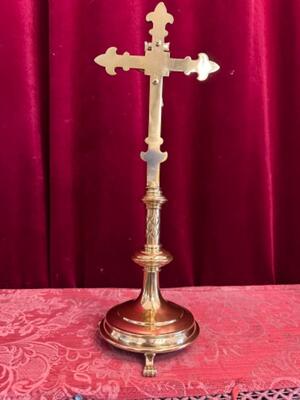 Altar - Cross style Gothic - Style en Brass / Bronze / Polished and Varnished, Belgium  19 th century ( Anno 1890 )