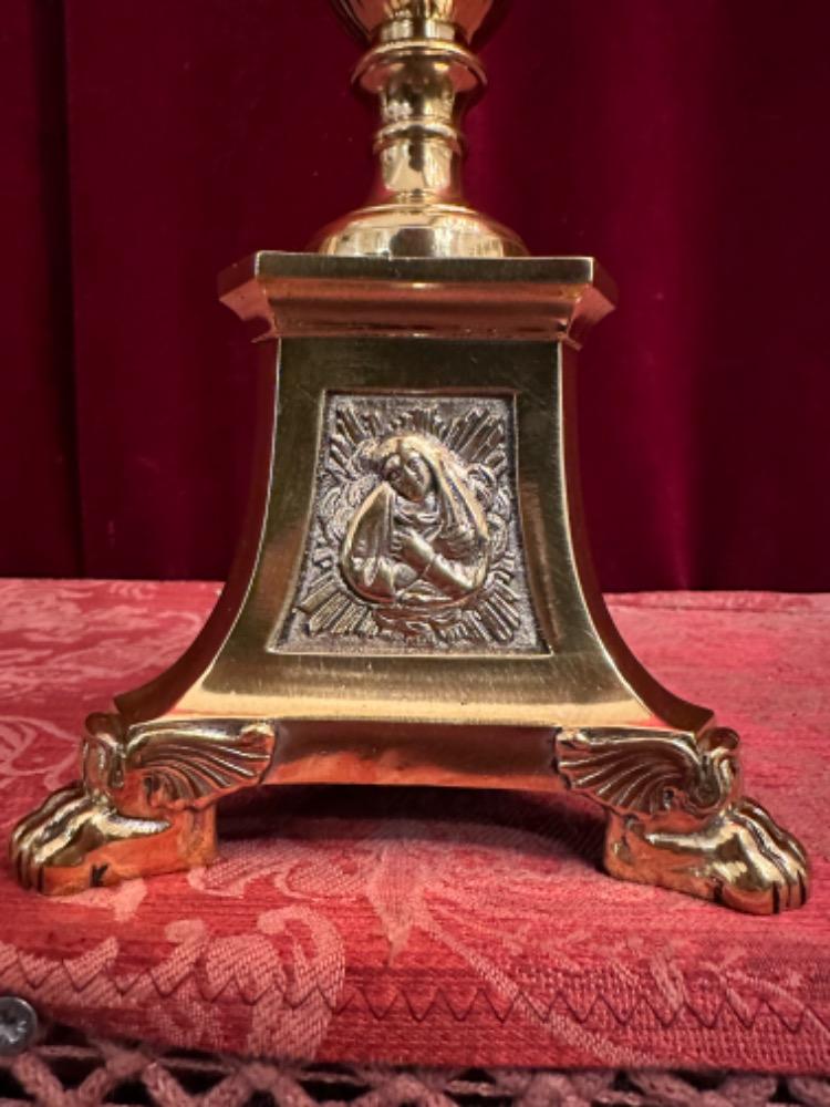 1 Gothic - Style Altar - Cross