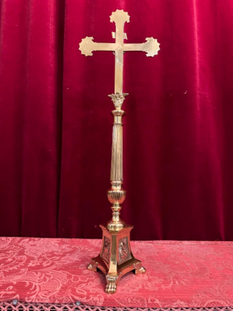 1 Gothic - Style Altar - Cross