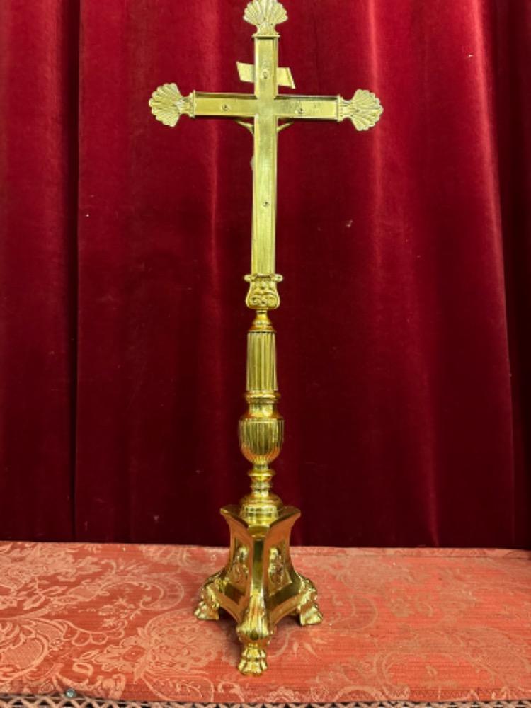 1 Gothic - Style Altar - Cross