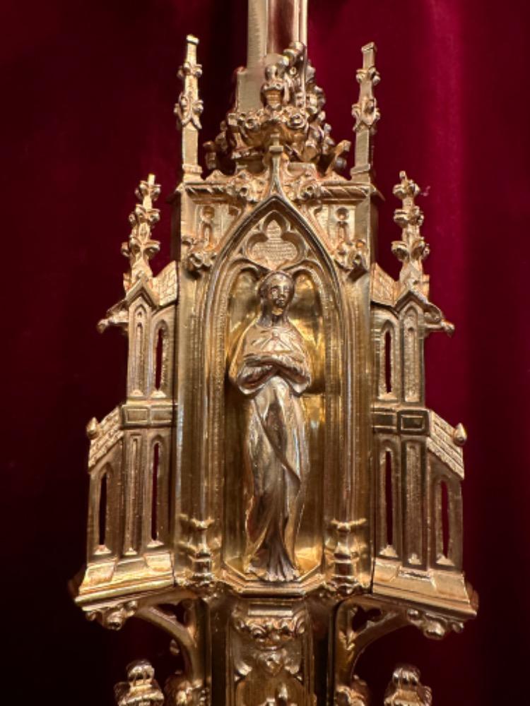 1 Gothic - Style Altar - Cross