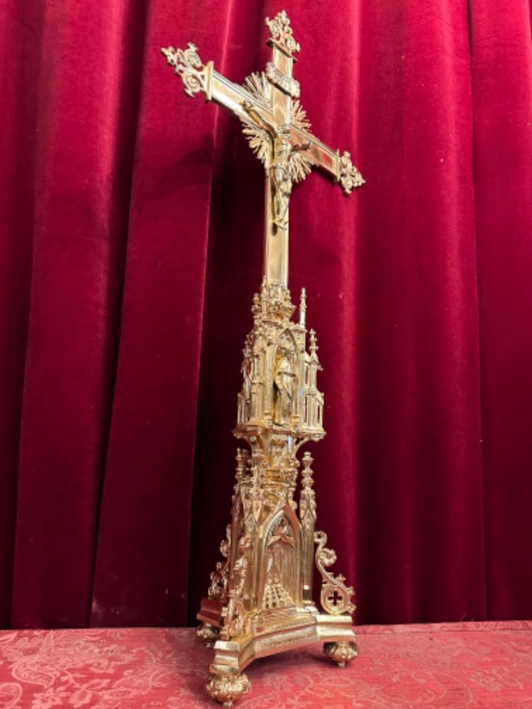 1 Gothic - Style Altar - Cross