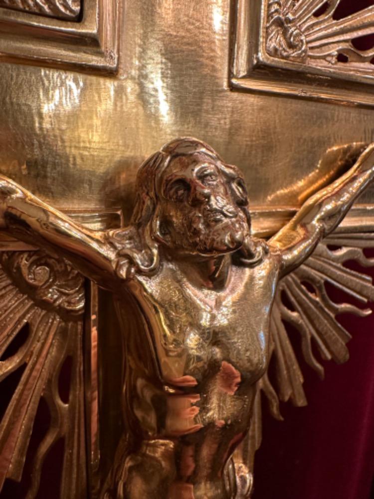 1 Gothic - Style Altar - Cross