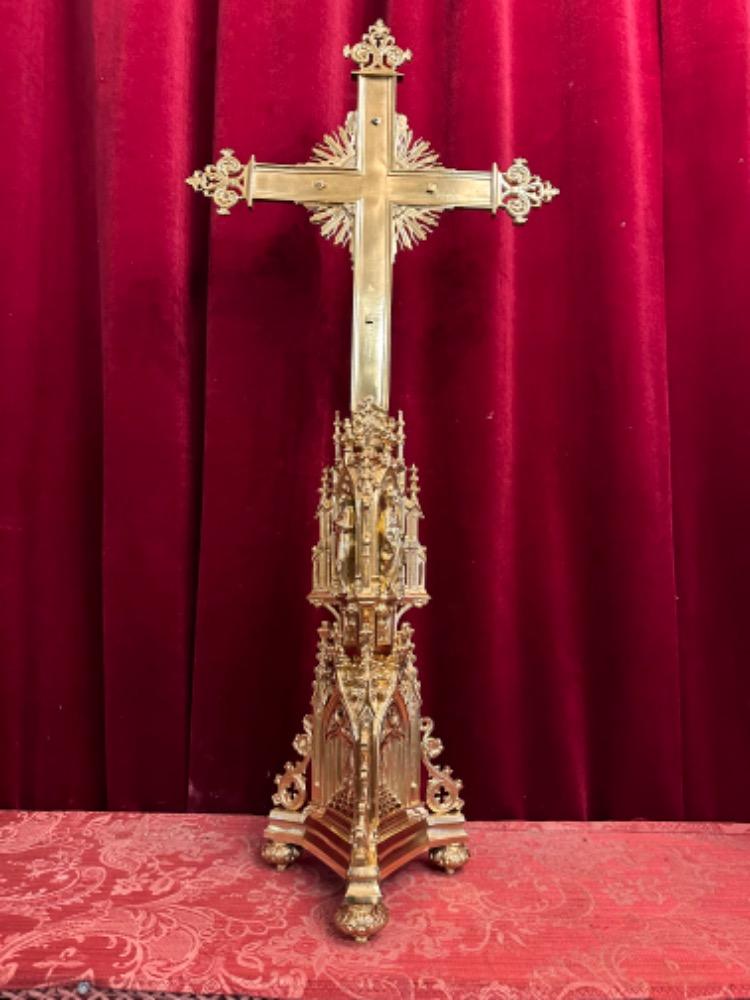 1 Gothic - Style Altar - Cross